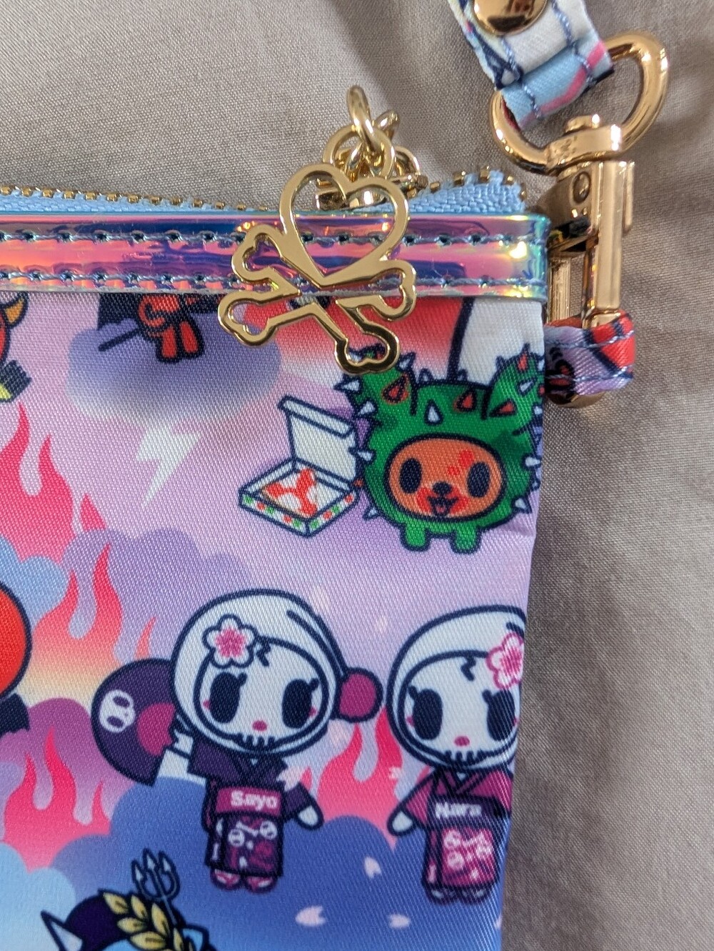 Jujube x Tokidoki Naughty Or Nice Zip Clutch W/Detachable Wristlet Strap - Picture 7 of 8